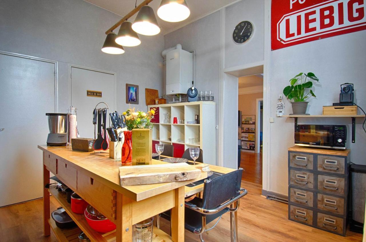 Sweet Nina Jazz Appartement Pour 5 Voyageurs, Situe A La Place De La Republique, Avec Parking Et Lit Queen Size Le Mans Exterior foto